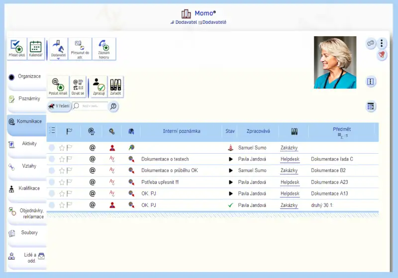 CRM AyMINE - přehled komunikace na kartě kontaktu, Screenshot okna s rámečkem